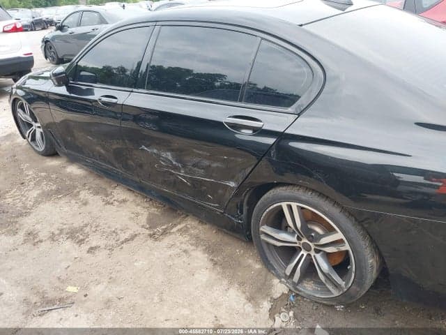 2017 BMW 740I 17