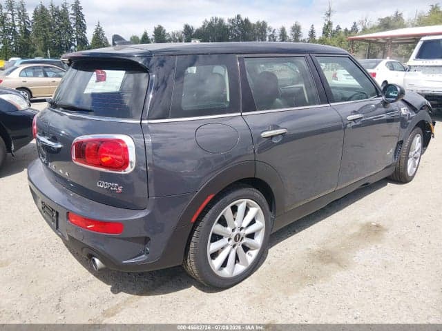 2017 MINI CLUBMAN COOPER S 4