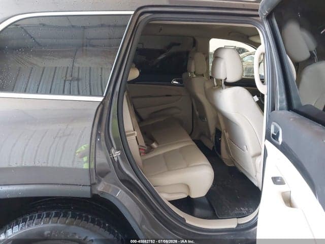 2019 JEEP GRAND CHEROKEE LAREDO E 4X4 8