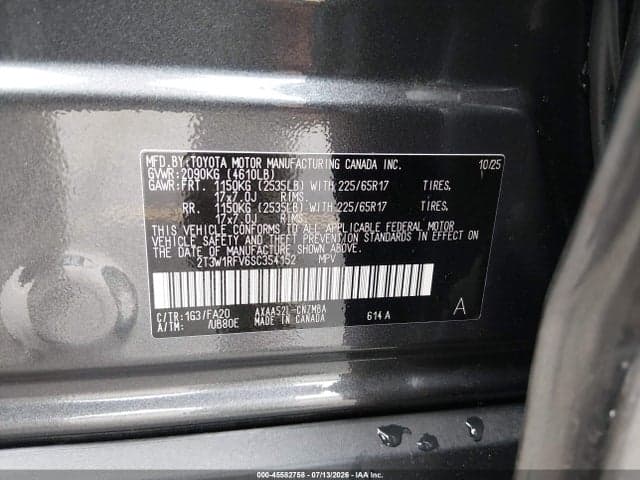 2025 TOYOTA RAV4 XLE 9
