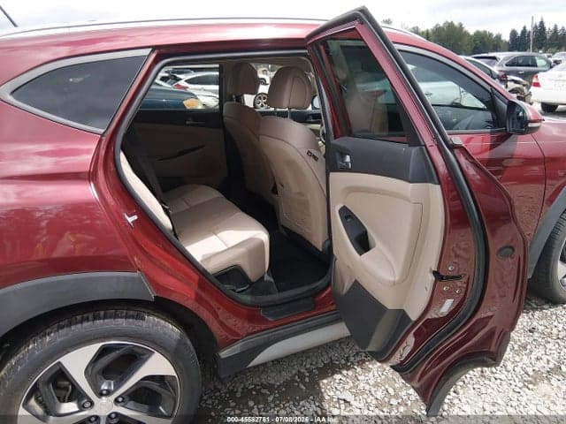 2017 HYUNDAI TUCSON SPORT 8
