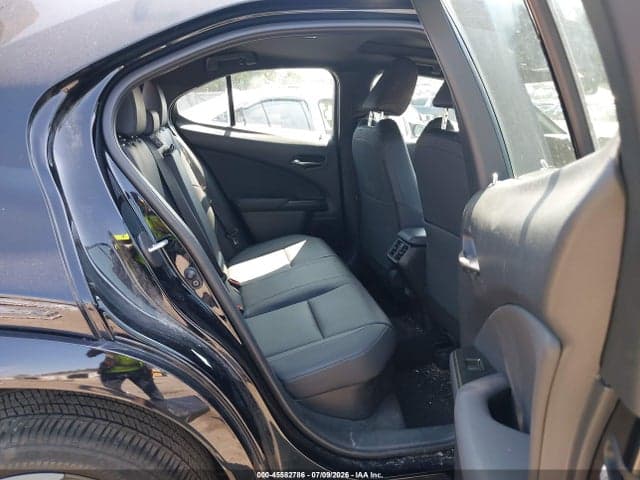 2025 LEXUS UX 300H PREMIUM 8