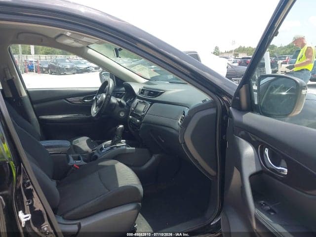 2019 NISSAN ROGUE S 5