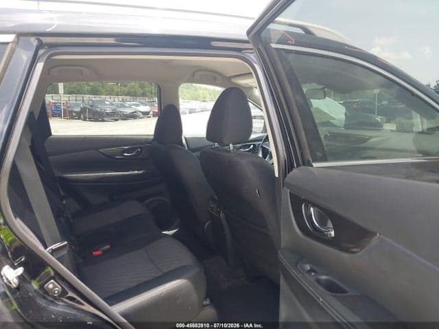 2019 NISSAN ROGUE S 8