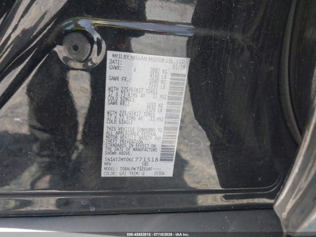 2019 NISSAN ROGUE S 9