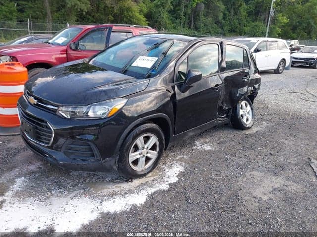 2020 CHEVROLET TRAX AWD LS 2