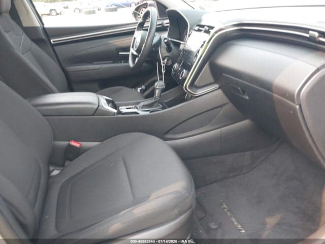 2023 HYUNDAI TUCSON SE 5