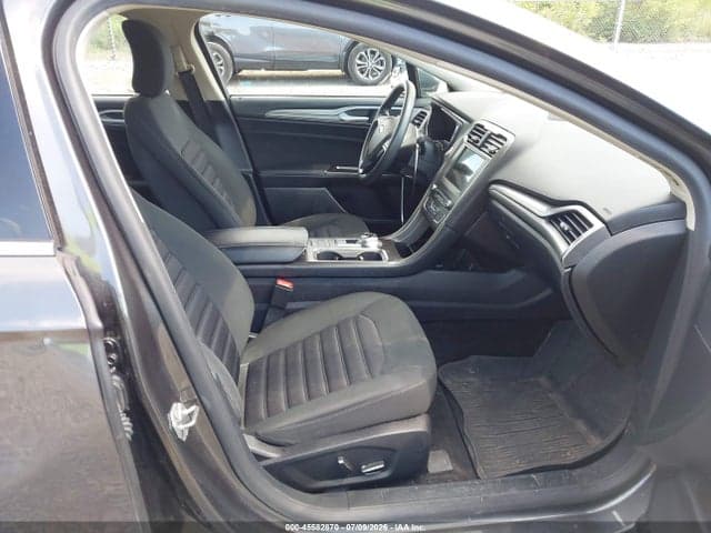 2017 FORD FUSION SE 5