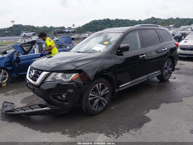2017 NISSAN PATHFINDER PLATINUM 2