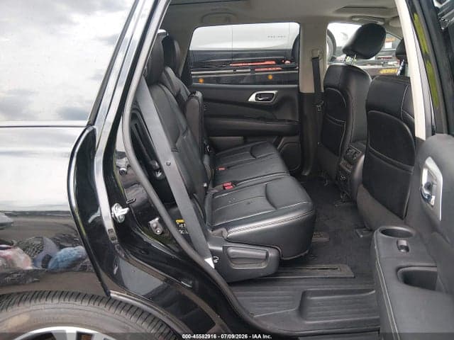 2017 NISSAN PATHFINDER PLATINUM 4