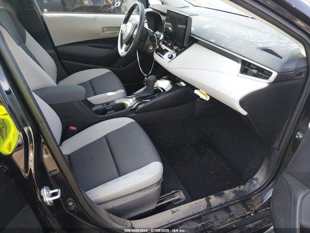 2026 TOYOTA COROLLA LE 5