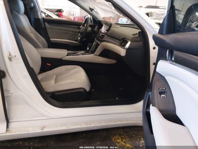 2020 HONDA ACCORD LX 5