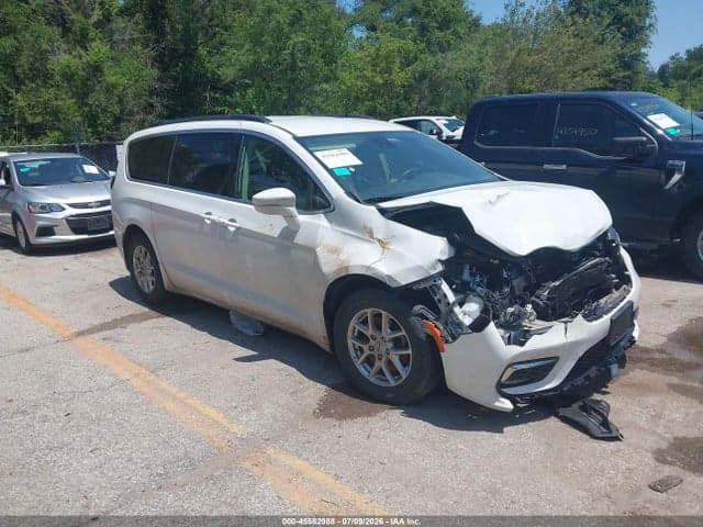 2022 CHRYSLER PACIFICA TOURING L - 1