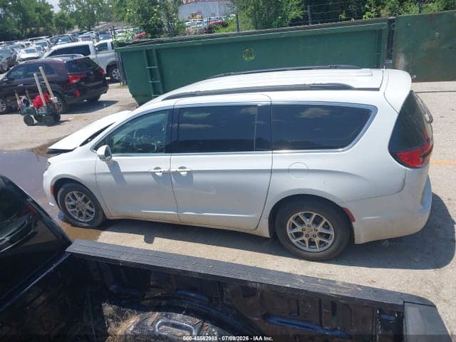 2022 CHRYSLER PACIFICA TOURING L 14