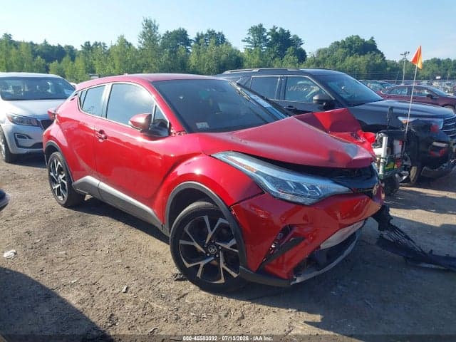 2020 TOYOTA C-HR XLE - 1