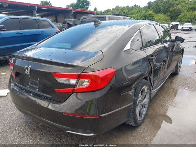 2018 HONDA ACCORD EX-L 4