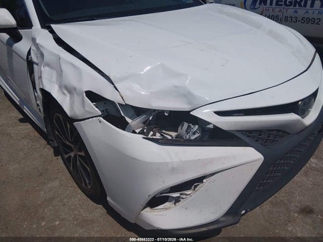 2020 TOYOTA CAMRY SE 6