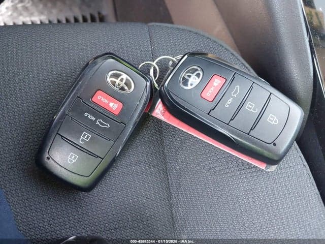 2026 TOYOTA COROLLA LE 11