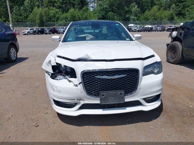 2018 CHRYSLER 300 300S AWD 12