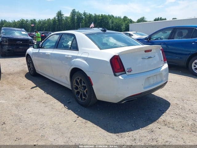 2018 CHRYSLER 300 300S AWD 3