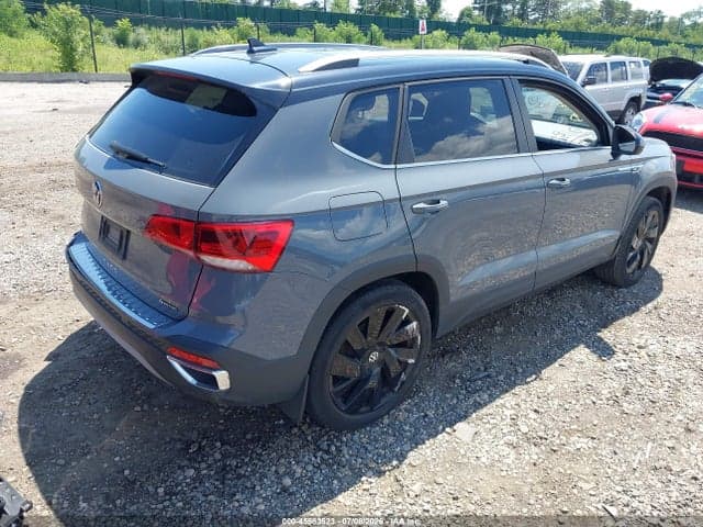 2024 VOLKSWAGEN TAOS 1.5T SE 4