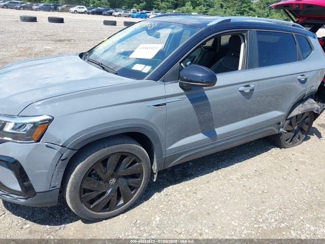 2024 VOLKSWAGEN TAOS 1.5T SE 6