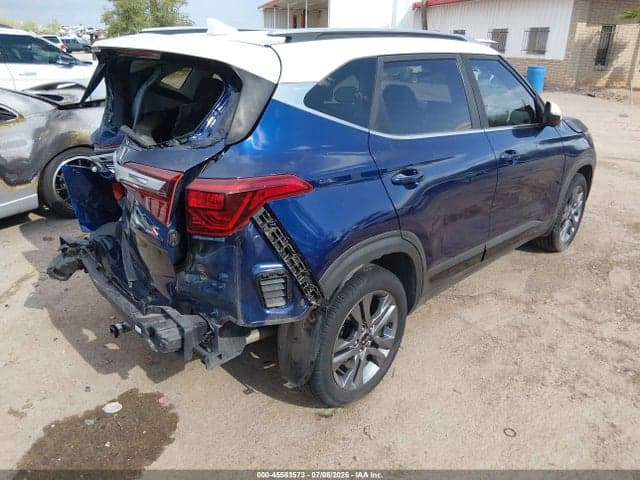 2021 KIA SELTOS S 4