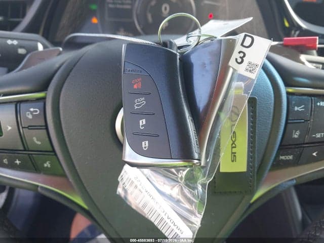 2025 LEXUS ES 300H 11