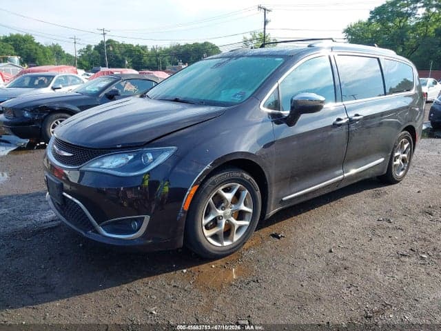 2017 CHRYSLER PACIFICA LIMITED 2