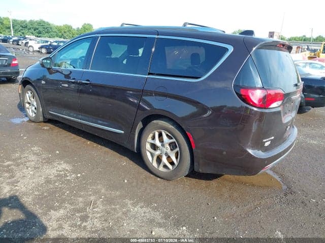 2017 CHRYSLER PACIFICA LIMITED 3