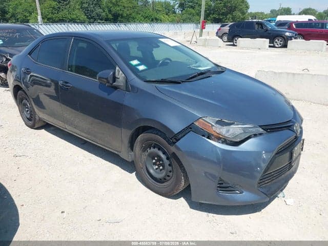 2017 TOYOTA COROLLA LE 1