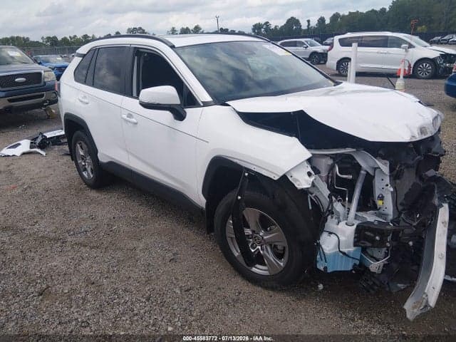 2024 TOYOTA RAV4 XLE 1