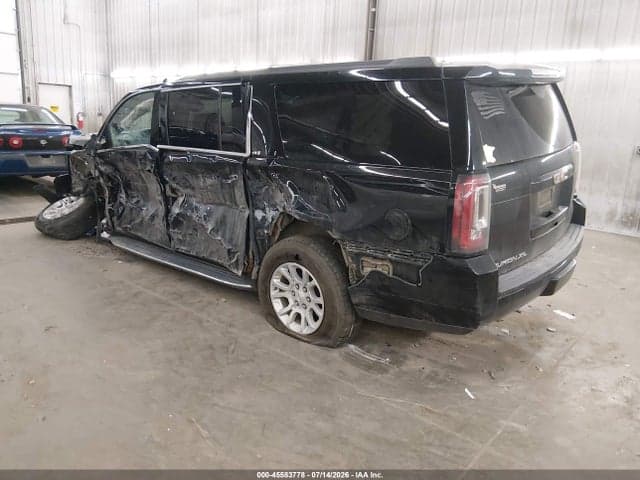 2019 GMC YUKON XL SLT 3