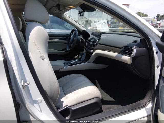 2018 HONDA ACCORD EX 5