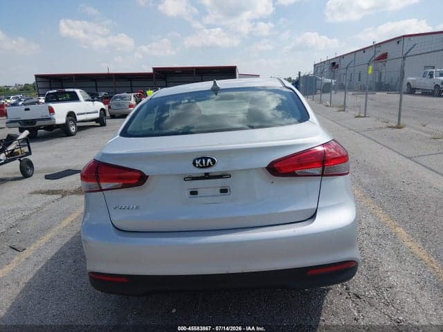 2017 KIA FORTE LX 17