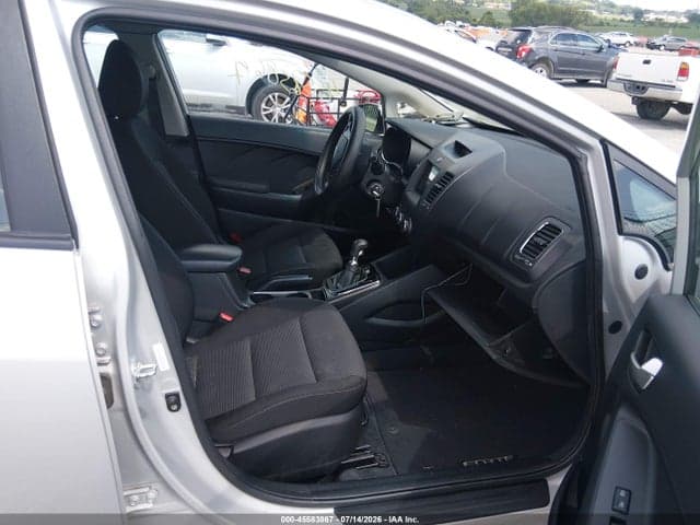 2017 KIA FORTE LX 5