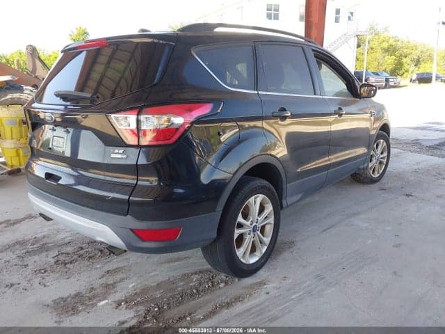 2018 FORD ESCAPE SE 4