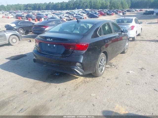 2023 KIA FORTE LXS 4