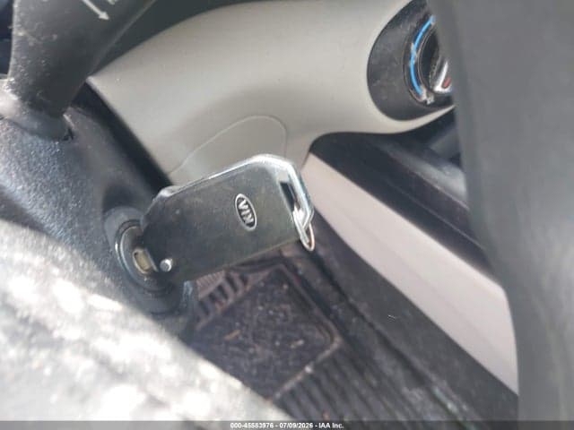 2021 KIA SOUL LX 11