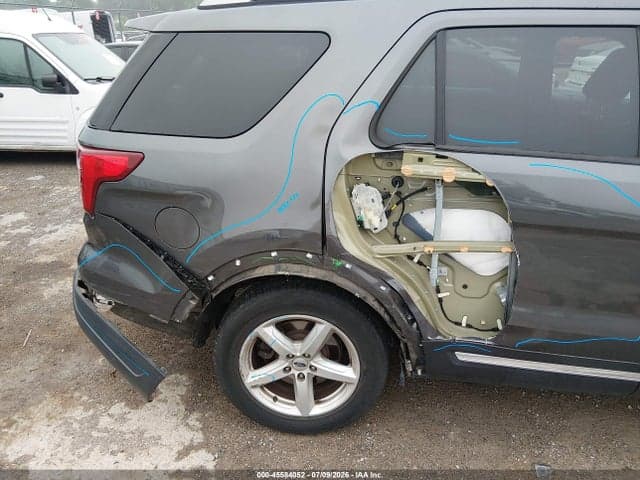 2018 FORD EXPLORER XLT 19