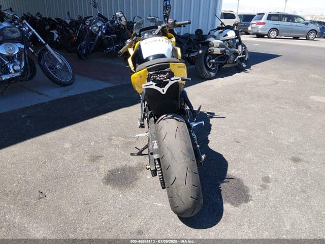2025 SUZUKI GSX800 F 6