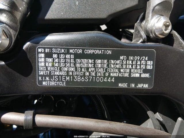 2025 SUZUKI GSX800 F 10