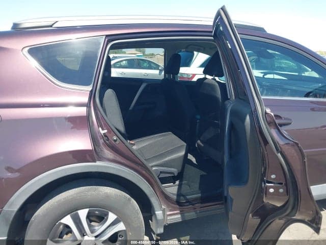 2018 TOYOTA RAV4 LE 8