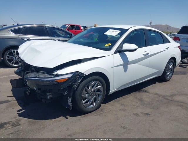 2024 HYUNDAI ELANTRA SEL 2