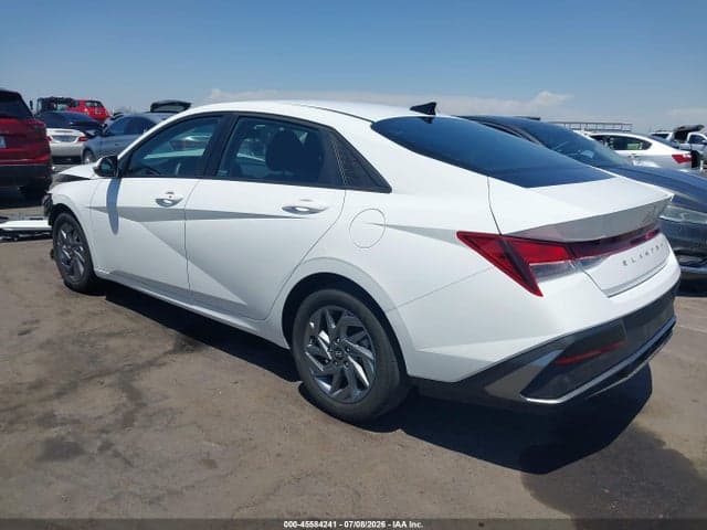 2024 HYUNDAI ELANTRA SEL 3