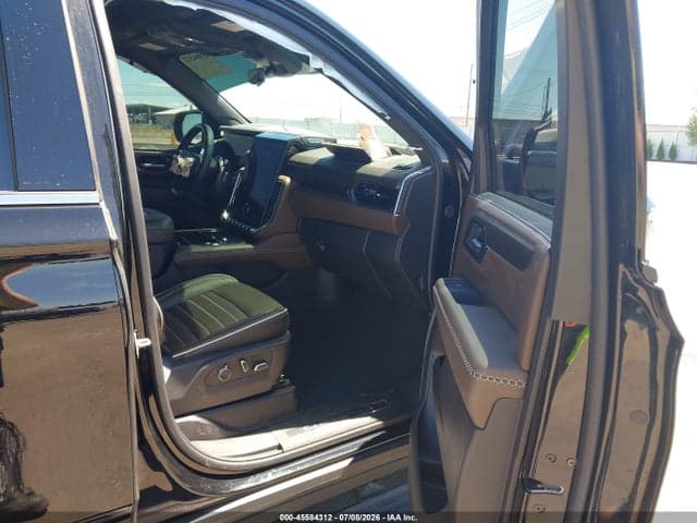 2025 GMC YUKON 4WD DENALI ULTIMATE 5