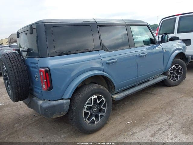 2024 FORD BRONCO OUTER BANKS 4