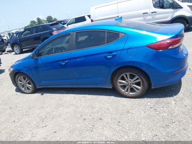 2017 HYUNDAI ELANTRA SE 14