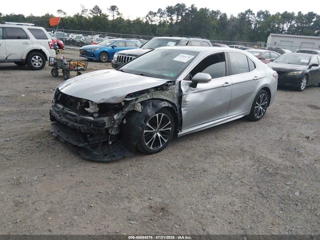 2020 TOYOTA CAMRY SE HYBRID 2