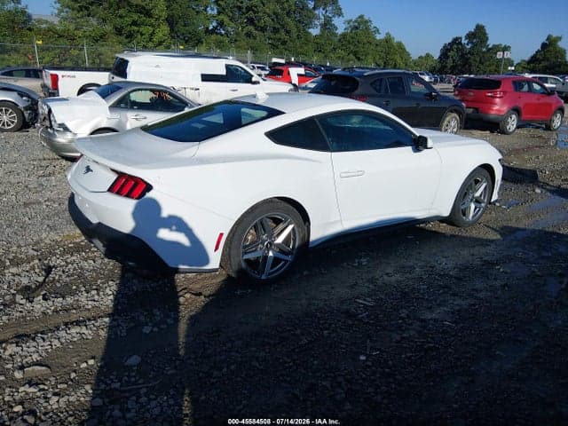 2024 FORD MUSTANG ECOBOOST FASTBACK 4
